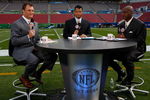 TAMPA, FL - FEBRUARY 01:  The NFL Network pregame show with (M) future hall of famer Rod Woodson before Super Bowl XLIII on February 1, 2009 at Raymond James Stadium in Tampa, Florida.  (Photo by Jamie Squire/Getty Images)