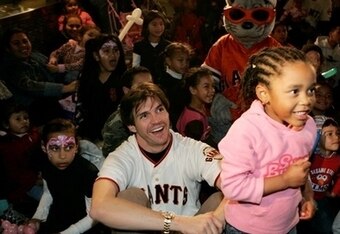 Barry-zito_crop_340x234