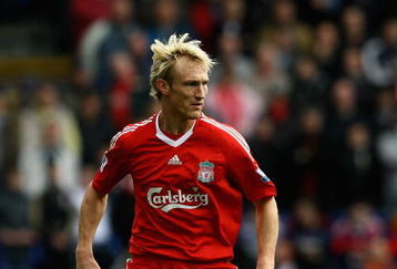 BOLTON, UNITED KINGDOM - NOVEMBER 15:  Sami Hyypia of Liverpool in action during the Barclays Premier League match between Bolton Wanderers and Liverpool at The Reebok Stadium on November 15, 2008 in Bolton, England.  (Photo by Clive Brunskill/Getty Images)
