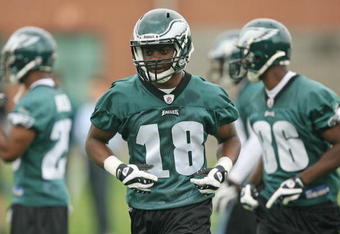 PHILADELPHIA - MAY 1: Wide receiver Jeremy Maclin #18 of the Philadelphia Eagles runs during minicamp practice at the NovaCare Complex on May 1, 2009 in Philadelphia, Pennsylvania. (Photo by Hunter Martin/Getty Images)