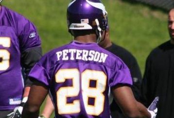 Adrian-peterson-2008-ota-1-_feature