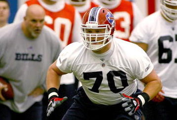 ORCHARD PARK, NY - MAY 01:  Eric Wood #70, 2009 first round draft pick of the Buffalo Bills runs a drill  during Buffalo Bills Minicamp  at the Buffalo Bills Fieldhouse on May 1, 2009 in Orchard Park, New York.  (Photo by Rick Stewart/Getty Images)