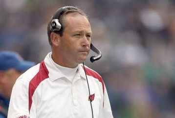SEATTLE - NOVEMBER 16:  Defensive Coordinator Clancy Pendergast of the Arizona Cardinals watches the action during the game against the Seattle Seahawks on November 16, 2008 at Qwest Field in Seattle, Washington. (Photo by Otto Greule Jr/Getty Images)