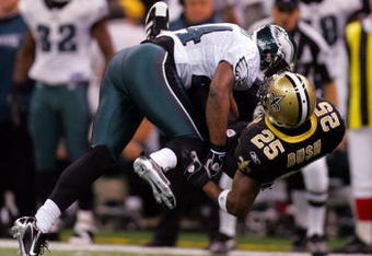 NEW ORLEANS - JANUARY 13:  Sheldon Brown #24 of the Philadelphia Eagles breaks up a pass intended for Reggie Bush #25 of the New Orleans Saints during the NFC divisional playoff game at the Superdome on January 13, 2007 in New Orleans, Louisiana.  (Photo by Ronald Martinez/Getty Images)