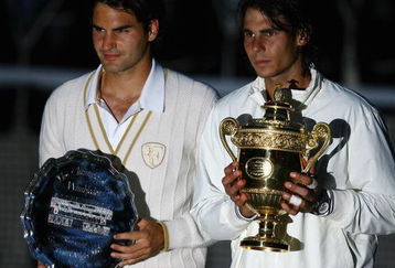 LONDON - JULY 06:  Rafael Nadal of Spain and Roger Federer of Switzerland pose for pictures with after Nadal won in five sets in the final on day thirteen of the Wimbledon Lawn Tennis Championships at the All England Lawn Tennis and Croquet Club on July 6, 2008 in London, England.  (Photo by Julian Finney/Getty Images)