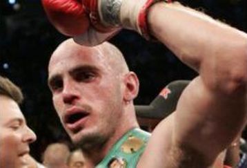 Kelly_pavlik_280x39_362999a_feature