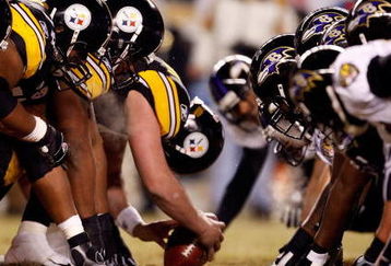 PITTSBURGH - JANUARY 18:  The Pittsburgh Steelers line up for a successful 42-yard field goal attempt by kicker Jeff Reed in the first quarter against the Baltimore Ravens during the AFC Championship game on January 18, 2009 at Heinz Field in Pittsburgh, Pennsylvania.  (Photo by Streeter Lecka/Getty Images)