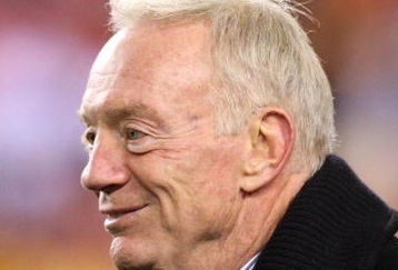 LANDOVER, MD - NOVEMBER 16:  Owner of the Dallas Cowboys, Jerry Jones, looks on during warmups before the game against the Washington Redskins on November 16, 2008 at FedEx Field in Landover, Maryland.  (Photo by Jim McIsaac/Getty Images)