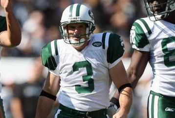 OAKLAND, CA - OCTOBER 19:  Jay Feely #3 of the New York Jets looks on during the game against the Oakland Raiders on October 19, 2008 at the Oakland-Alameda County Coliseum in Oakland, California. (Photo by Jed Jacobsohn/Getty Images)