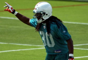 DAVIE, FL - MAY 02:  Rookie cornerback Chris Clemons #30 of the Miami Dolphins plays during mini camp on May 2, 2009 at the Miami Dolphins Training facility in Davie, Florida.  (Photo by Marc Serota/Getty Images)