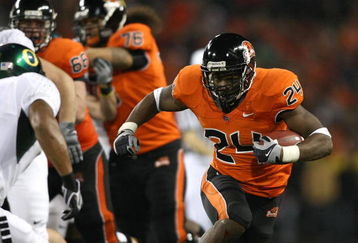 CORVALIS, OR - NOVEMBER 29:  Ryan McCants #24 of the Oregon State Beavers runs with the ball during their game against the Oregon Ducks at Reser Stadium on November 29, 2008 in Corvalis, Oregon. The Ducks defeated the Beavers 65-38. (Photo by Jonathan Ferrey/Getty Images)