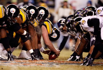 PITTSBURGH - JANUARY 18:  The Pittsburgh Steelers line up for a successful 42-yard field goal attempt by kicker Jeff Reed in the first quarter against the Baltimore Ravens during the AFC Championship game on January 18, 2009 at Heinz Field in Pittsburgh, Pennsylvania.  (Photo by Streeter Lecka/Getty Images)