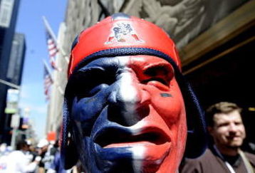 NEW YORK - APRIL 25:  New England Patriots fan Brian Slattery waits for admission to Radio City Music Hall for the 2009 NFL Draft on April 25, 2009 in New York City.  (Photo by Jeff Zelevansky/Getty Images)