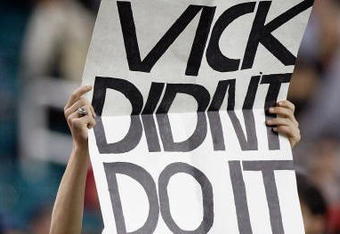ATLANTA - DECEMBER 10:  A man holds up a sign in support of Michael Vick formerly of the Atlanta Falcons during the game against the New Orleans Saints on December 10, 2007 at the Georgia Dome in Atlanta, Georgia.  The Saints defeated the Falcons 34-14.  (Photo by Chris Graythen/Getty Images)