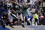 DALLAS - DECEMBER 16:  Safety Quintin Mikell #27 of the Philadelphia Eagles intercepts a pass intended for wide receiver Terrell Owens #81 of the Dallas Cowboys in the first half at Texas Stadium December 16, 2007 in Dallas, Texas.  The Eagles won 10-6.  (Photo by Brian Bahr/Getty Images)