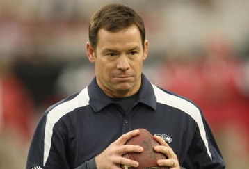 GLENDALE, AZ - DECEMBER 28:  Assistant coach Jim Mora of the Seattle Seahawks holds a ball during warmups for the game with the Arizona Cardinals on December 28, 2008 at University of Phoenix Stadium in Glendale, Arizona.  The Cardinals won 34-21.  (Photo by Stephen Dunn/Getty Images)