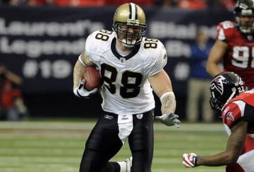 ATLANTA - NOVEMBER 9: Tight end Jeremy Shockey #89 of the New Orleans Saints rushes upfield with a pass against the Atlanta Falcons at the Georgia Dome on November 9, 2008 in Atlanta, Georgia.  (Photo by Al Messerschmidt/Getty Images) 