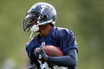 RENTON, WA - MAY 2:  Deon Butler #85 of the Seattle Seahawks runs with the ball during minicamp at the Seahawks training facility on May 2, 2009 in Renton, Washington. (Photo by Otto Greule Jr/Getty Images) 