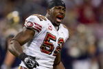 ST. LOUIS, MO - DECEMBER 21: Patrick Willis #52 of the San Francisco 49ers celebrates a victory against the St. Louis Rams at the Edward Jones Dome on December 21, 2008 in St. Louis, Missouri.  The 49ers beat the Rams 17-16.  (Photo by Dilip Vishwanat/Getty Images)