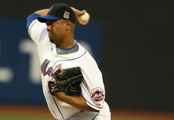 NEW YORK - APRIL 28:  Livan Hernandez #61 of the New York Mets pitches against the Florida Marlins during their game on April 28, 2009 at Citi Field in the Flushing neighborhood of the Queens borough of New York City.  (Photo by Al Bello/Getty Images)