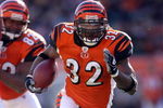 CINCINNATI - DECEMBER 28: Cedric Benson #32 of the Cincinnati Bengals runs with the ball during the NFL game against the Kansas City Chiefs on December 28, 2008 at Paul Brown Stadium in Cincinnati, Ohio. (Photo by Andy Lyons/Getty Images)