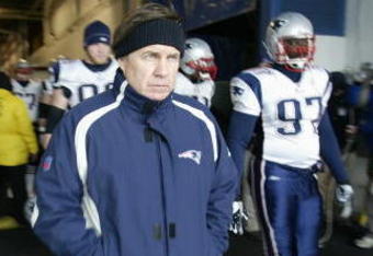 ORCHARD PARK, NY - DECEMBER 28:  Head coach Bill Belichick of the New England Patriots walks toward the field before the game against the Buffalo Bills on December 28, 2008 at Ralph Wilson Stadium in Orchard Park, New York. (Photo by Rick Stewart/Getty Images)