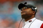 MIAMI - DECEMBER 14:  Head coach Mike Singletary of the San Francisco 49ers looks at a replay while taking on the Miami Dolphins at Dolphin Stadium on December 14, 2008 in Miami, Florida. The Dolphins defeated the 49ers 14-9.  (Photo by Doug Benc/Getty Images)
