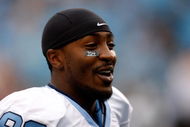 CHARLOTTE, NC - DECEMBER 27: Hakeem Nicks #88 of the North Carolina Tar Heels smiles before the start of their game against the West Virginia Mountaineers at Bank of America Stadium on December 27, 2008 in Charlotte, North Carolina. (Photo by Streeter Lecka/Getty Images)