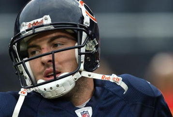 CHICAGO - AUGUST 21: Rex Grossman #8 of the Chicago Bears participates in warm-ups before a game against the San Francisco 49ers on August 21, 2008 at Soldier Field in Chicago, Illinois. (Photo by Jonathan Daniel/Getty Images)