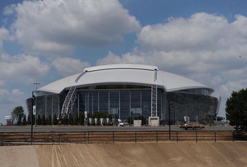 ARLINGTON, TX - MAY 25:  A general view of the new Dallas Cowboys Stadium under construction on May 25, 2009 in Arlington, Texas.  (Photo by Ronald Martinez/Getty Images)