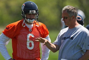 LAKE FOREST, IL - MAY 20:  Jay Cutler #6 of the Chicago Bears and offensive coordinator Ron Turner discuss a play during an organized team activity (OTA) practice on May 20, 2009 at Halas Hall in Lake Forest, Illinois.  (Photo by Jonathan Daniel/Getty Images)