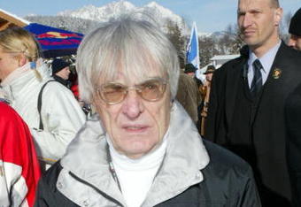 KITZBUEHEL, AUSTRIA - JANUARY 24:  Formula one boss Bernie Ecclestone the men's downhill at the Hahnenkamm Ski Races January 24, 2004 in Kitzbuehel, Austria.  (Photo Sean Gallup/Getty Images)
