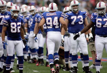 ORCHARD PARK, NY - SEPTEMBER 21:  Aaron Schobel #94 of the Buffalo Bills runs onto the field before the game against the Oakland Raiders on September 21, 2008 at Ralph Wilson Stadium in Orchard Park, New York. (Photo by Rick Stewart/Getty Images)