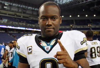 DETROIT - NOVEMBER 09:  David Garrard #9 of the Jacksonville Jaguars celebrates after defeating the Detroit Lions on November 9, 2008 at Ford Field in Detroit, Michigan. Jacksonville defeated Detroit 38-14.  (Photo by Jim McIsaac/Getty Images)