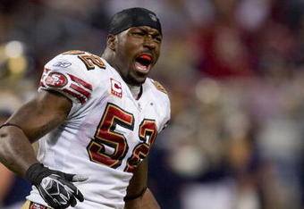 ST. LOUIS, MO - DECEMBER 21: Patrick Willis #52 of the San Francisco 49ers celebrates a victory against the St. Louis Rams at the Edward Jones Dome on December 21, 2008 in St. Louis, Missouri.  The 49ers beat the Rams 17-16.  (Photo by Dilip Vishwanat/Getty Images)