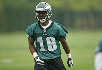 PHILADELPHIA - MAY 1: Wide receiver Jeremy Maclin #18 of the Philadelphia Eagles looks on during minicamp practice at the NovaCare Complex on May 1, 2009 in Philadelphia, Pennsylvania. (Photo by Hunter Martin/Getty Images)
