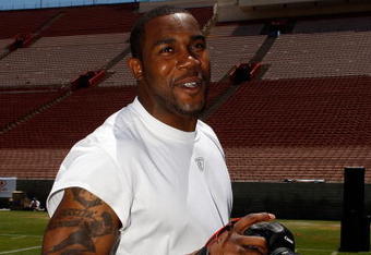 LOS ANGELES - MAY 17:  Darren McFadden of the Oakland Raiders looks up during a photo shoot at the 2008 NFL Players Rookie Premiere at the Los Angeles Memorial Coliseum May 17, 2008 in Los Angeles, California.  (Nick Laham/Getty Images for NFL PLAYERS)