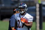 ENGLEWOOD, CO - MAY 03:  First round draft pick running back Knowshon Moreno #27 of Denver Broncos participates in practice at minicamp at the Broncos training facility on May 3, 2009 in Englewood, Colorado.  (Photo by Doug Pensinger/Getty Images)
