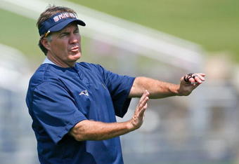 FOXBORO, MA - JUNE 7:  Coach Bill Belichick of the New England Patriots watches the action during Mini Camp at Gillette Stadium on June 7, 2008 in Foxboro, Massachusetts. (Photo by Jim Rogash/Getty Images)