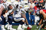 ORCHARD PARK - OCTOBER 19:  Center Nick Hardwick #61 of the San Diego Chargers gets ready to hike the ball during the game against the Buffalo Bills on October 19, 2008 at Ralph Wilson Stadium in Orchard Park, New York.  (Photo by: Rick Stewart/Getty Images)