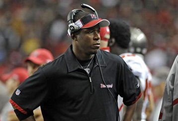 ATLANTA - DECEMBER 14: Defensive backs coach Raheem Morris of the Tampa Bay Buccaneers directs play against the Atlanta Falcons at the Georgia Dome on December 14, 2008 in Atlanta, Georgia.  (Photo by Al Messerschmidt/Getty Images) 