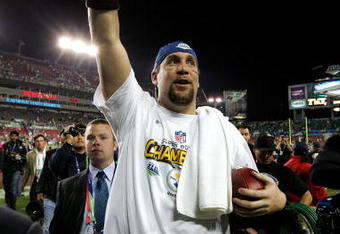 TAMPA, FL - FEBRUARY 01:  Quarterback Ben Roethlisberger #7 of the Pittsburgh Steelers celebrates on the field after their 27-23 win against the Arizona Cardinals during Super Bowl XLIII on February 1, 2009 at Raymond James Stadium in Tampa, Florida.  (Photo by Al Bello/Getty Images)