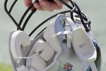 KANSAS CITY, MO - SEPTEMBER 19: Players around the NFL wear the number 40 on the back of their helmets in honor of the late Pat Tillman of the Arizona Cardinals as displayed by Jason Kyle #56 of the Carolina Panthers at Arrowhead Stadium on September 19, 2004 in Kansas City, Missouri. (Photo by Elsa/Getty Images)