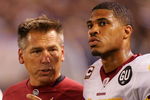 EAST RUTHERFORD, NJ - SEPTEMBER 04: Head coach Jim Zorn talks with his quarterback Jason Campbell #17 of the Washington Redskins on the sidelines during a game agianst the New York Giants at Giants Stadium on September 4, 2008 in East Rutherford, New Jersey (Photo by Jim McIsaac/Getty Images) 