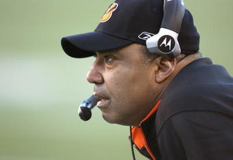 CINCINNATI - DECEMBER 28:  Head coach Marvin Lewis of the Cincinnati Bengals watches the action during the NFL game against the Kansas City Chiefs on December 28, 2008 at Paul Brown Stadium in Cincinnati, Ohio.  (Photo by Andy Lyons/Getty Images)