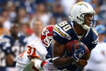 SAN DIEGO , CA - NOVEMBER 09:  Wide receiver Malcom Floyd #80 of the San Diego Chargers is pursued by Maurice Leggett #31 of the Kansas City Chiefs at Qualcomm Stadium on November 9, 2008 in San Diego, California. The Chargers defeated the Chiefs 20-19.  (Photo by Jeff Gross/Getty Images)