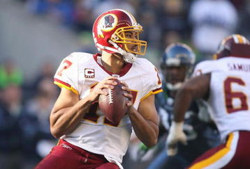 SEATTLE - NOVEMBER 23:  Quarterback Jason Campbell #17 of the Washington Redskins looks to pass the ball downfield during the game against the Seattle Seahawks on November 23, 2008 at Qwest Field in Seattle, Washington. (Photo by Otto Greule Jr/Getty Images)
