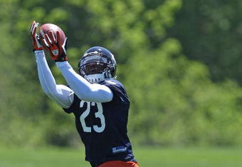 LAKE FOREST, IL - MAY 20: Devin Hester #23 of the Chicago Bears leaps to catch a pass during an organized team activity (OTA) practice on May 20, 2009 at Halas Hall in Lake Forest, Illinois. (Photo by Jonathan Daniel/Getty Images)