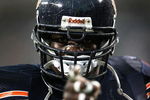 CHICAGO - DECEMBER 02: Tommie Harris #91 of the Chicago Bears prepares to face the New York Giants during warm-ups on December 2, 2007 at Soldier Field in Chicago, Illinois. (Photo by Jonathan Daniel/Getty Images)