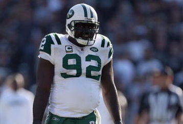 OAKLAND, CA - OCTOBER 19:  Shaun Ellis #92 of the New York Jets looks on during the game against the Oakland Raiders on October 19, 2008 at the Oakland-Alameda County Coliseum in Oakland, California. (Photo by Jed Jacobsohn/Getty Images)